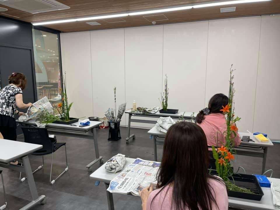 華道教室：６月